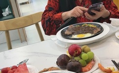 看清楚我是怎么进入你的图片